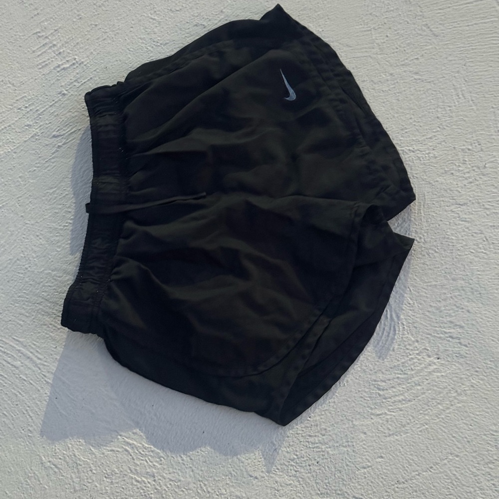 Nike Black Athletic Shorts Lightweight Moisture-Wicking